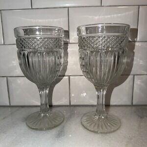 Libbey Radiant Pressed Glass Water Goblets Set of Two Perfect Condition GW002